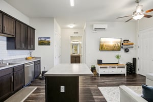 West Gate Blvd unit 4104-S0302-016.jpg