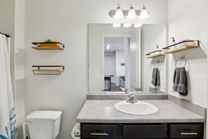 West Gate Blvd unit 4104-S0302-025.jpg