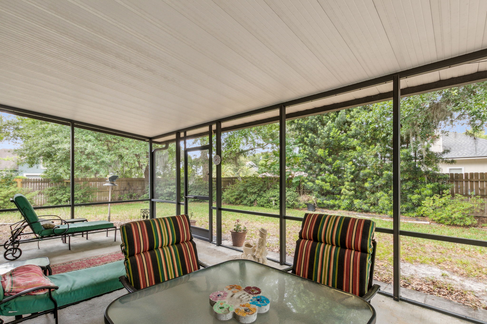 Screened-in Porch