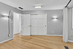  Photo 35