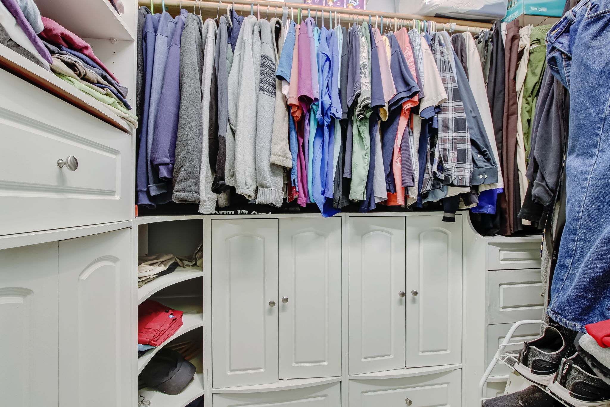 Primary Bedroom Closet