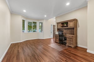 NE 28th Way-S1106-014.jpg