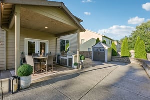 NE 28th Way-S1106-052.jpg