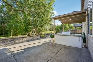 NE 28th Way-S1106-053.jpg