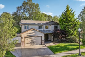 NE 28th Way-S1106-068.jpg