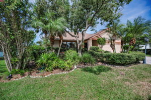 Front Exterior3