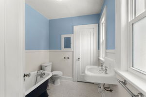  Photo 36