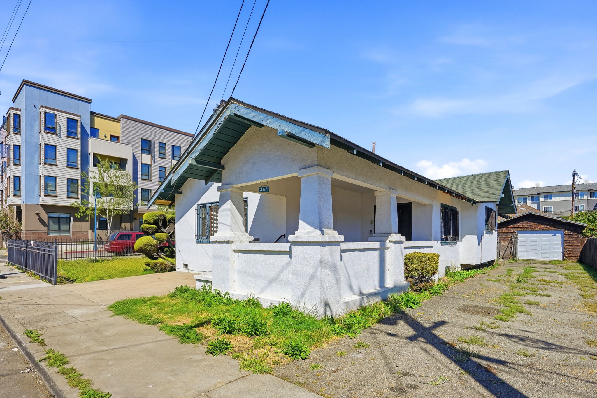 003_F8_861 70th Ave
