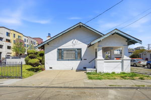 001_F8_861 70th Ave