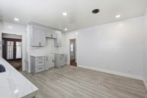 012_F8_861 70th Ave