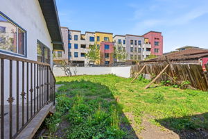 022_F8_861 70th Ave