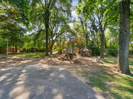 861 Avenue Rd, Toronto ON