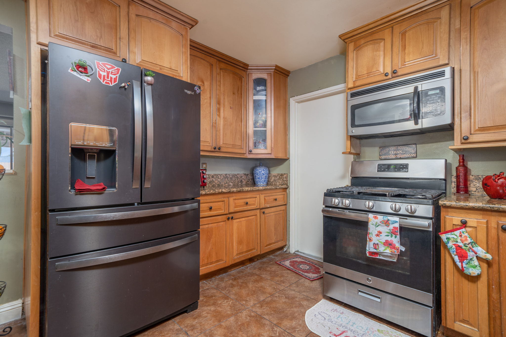  861 N Meridian Ave, San Bernardino, CA 92410, US Photo 14