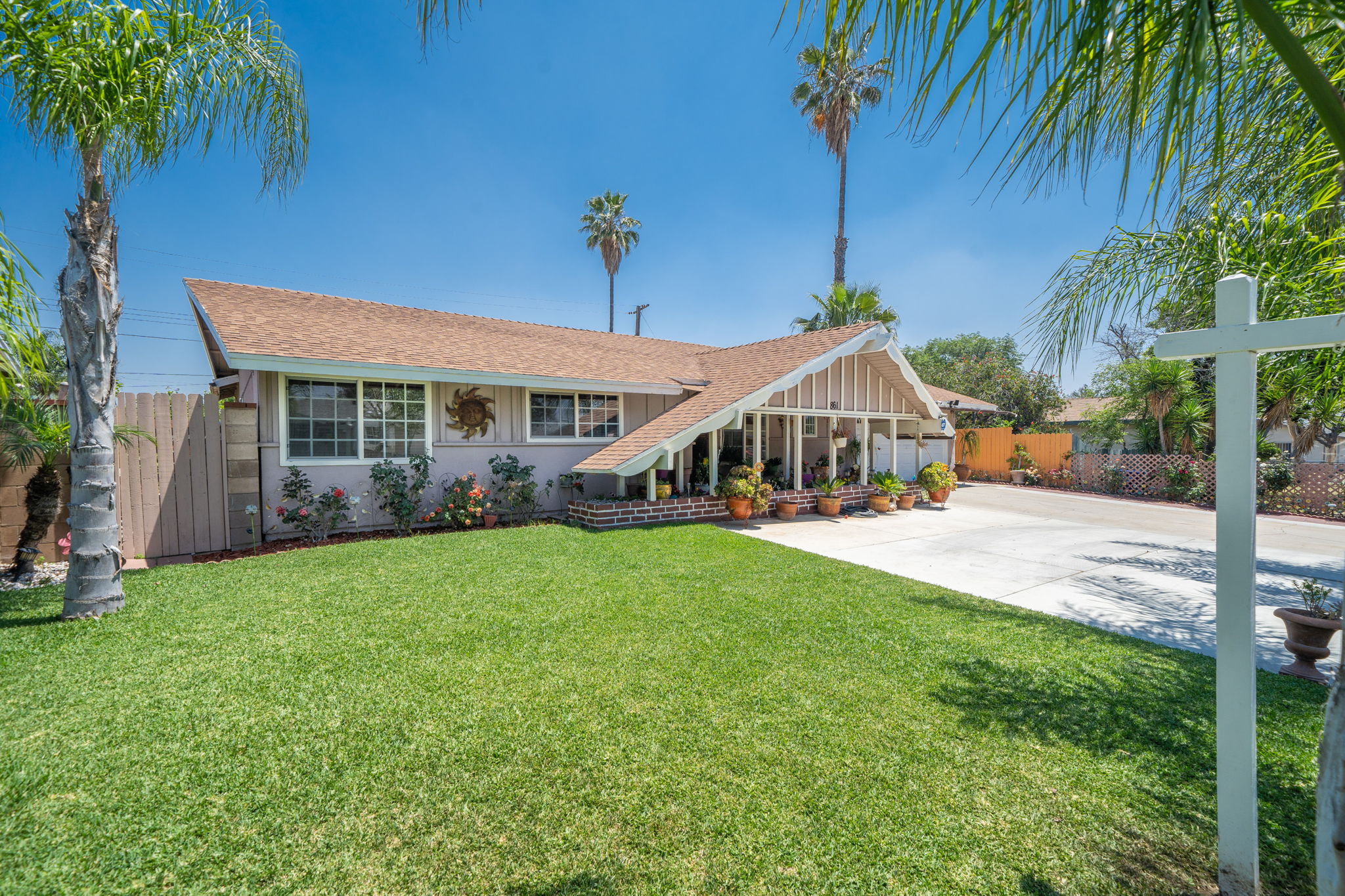  861 N Meridian Ave, San Bernardino, CA 92410, US Photo 3