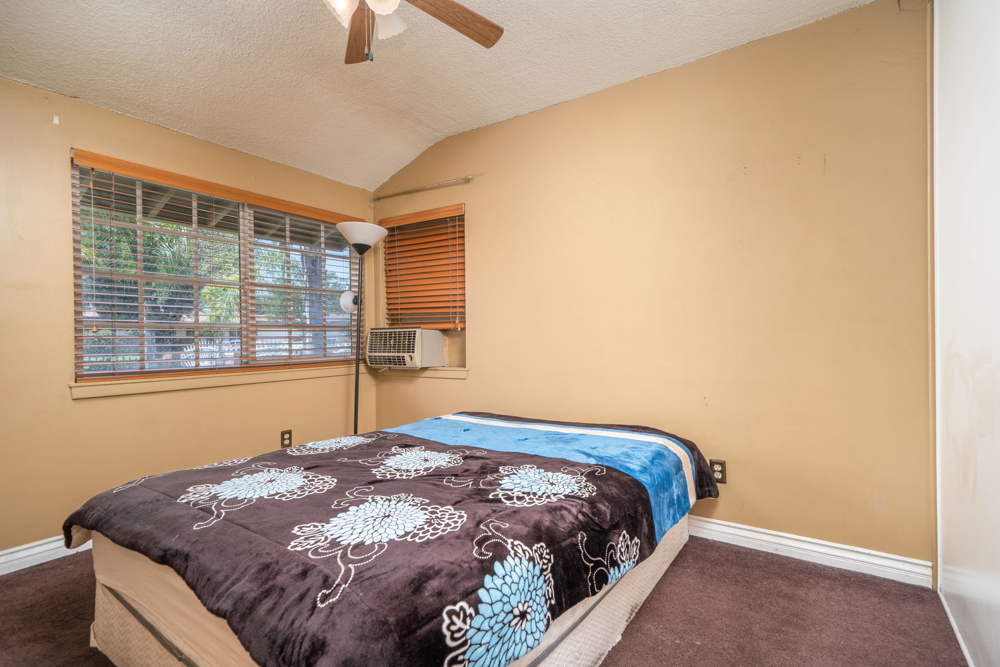  861 N Meridian Ave, San Bernardino, CA 92410, US Photo 18