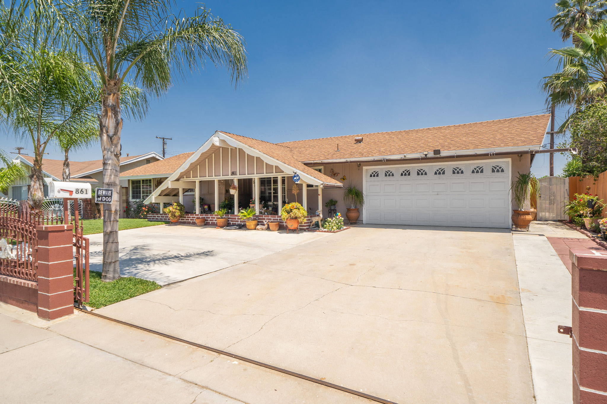  861 N Meridian Ave, San Bernardino, CA 92410, US Photo 2