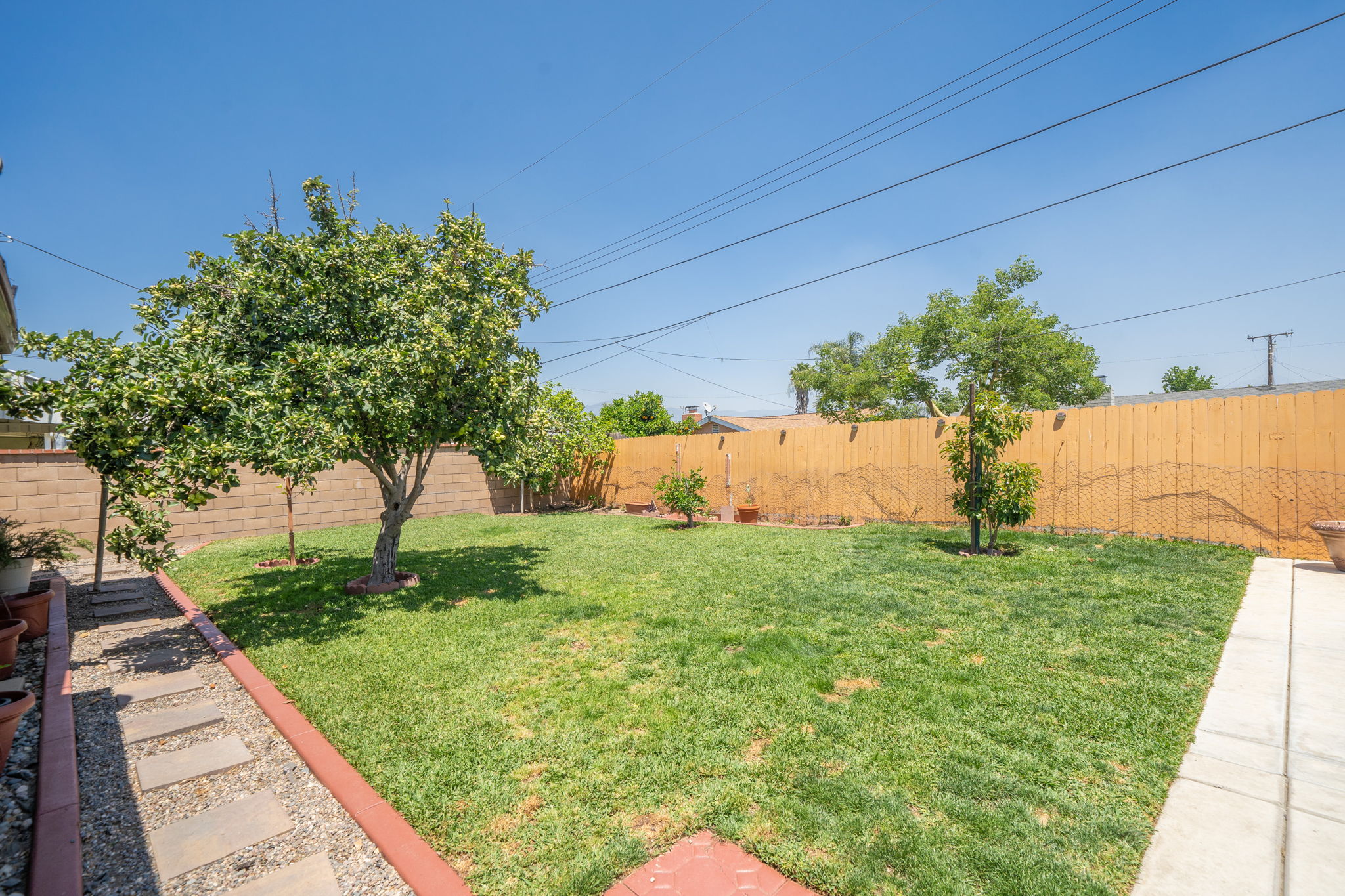  861 N Meridian Ave, San Bernardino, CA 92410, US Photo 27