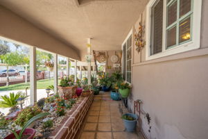  861 N Meridian Ave, San Bernardino, CA 92410, US Photo 5