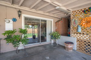  861 N Meridian Ave, San Bernardino, CA 92410, US Photo 22