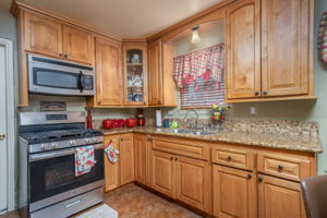  861 N Meridian Ave, San Bernardino, CA 92410, US Photo 12