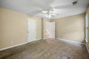 Photo 34