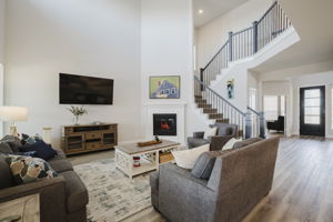 Vaulted ceiling living Room
