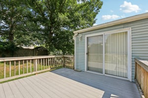 Tupelo Ave-S0907-028.jpg