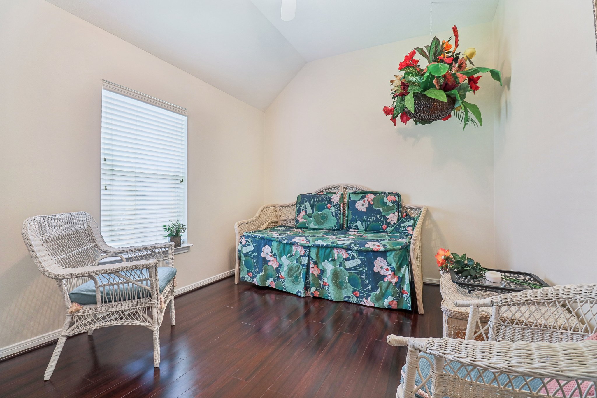 Torry View Cir-2405-027.jpg