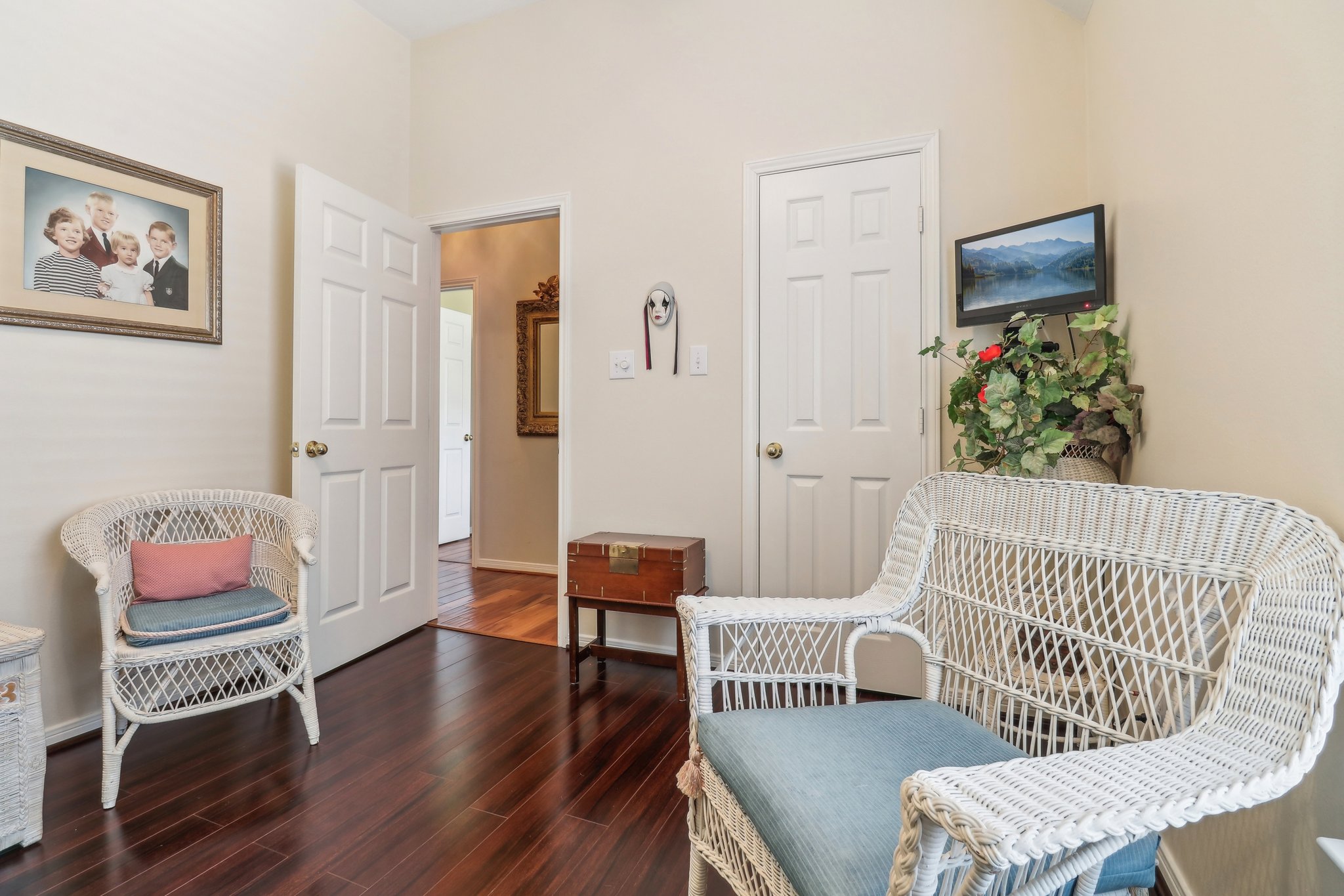 Torry View Cir-2405-028.jpg