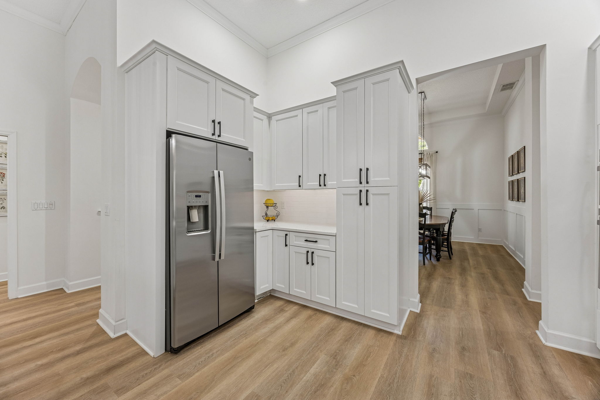 ... featuring bright 42" soft-close shaker cabinetry that creates timeless style