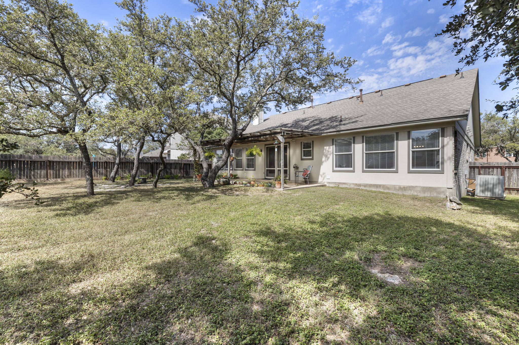 8613 Axis Dr, Austin, TX 78749, USA Photo 36