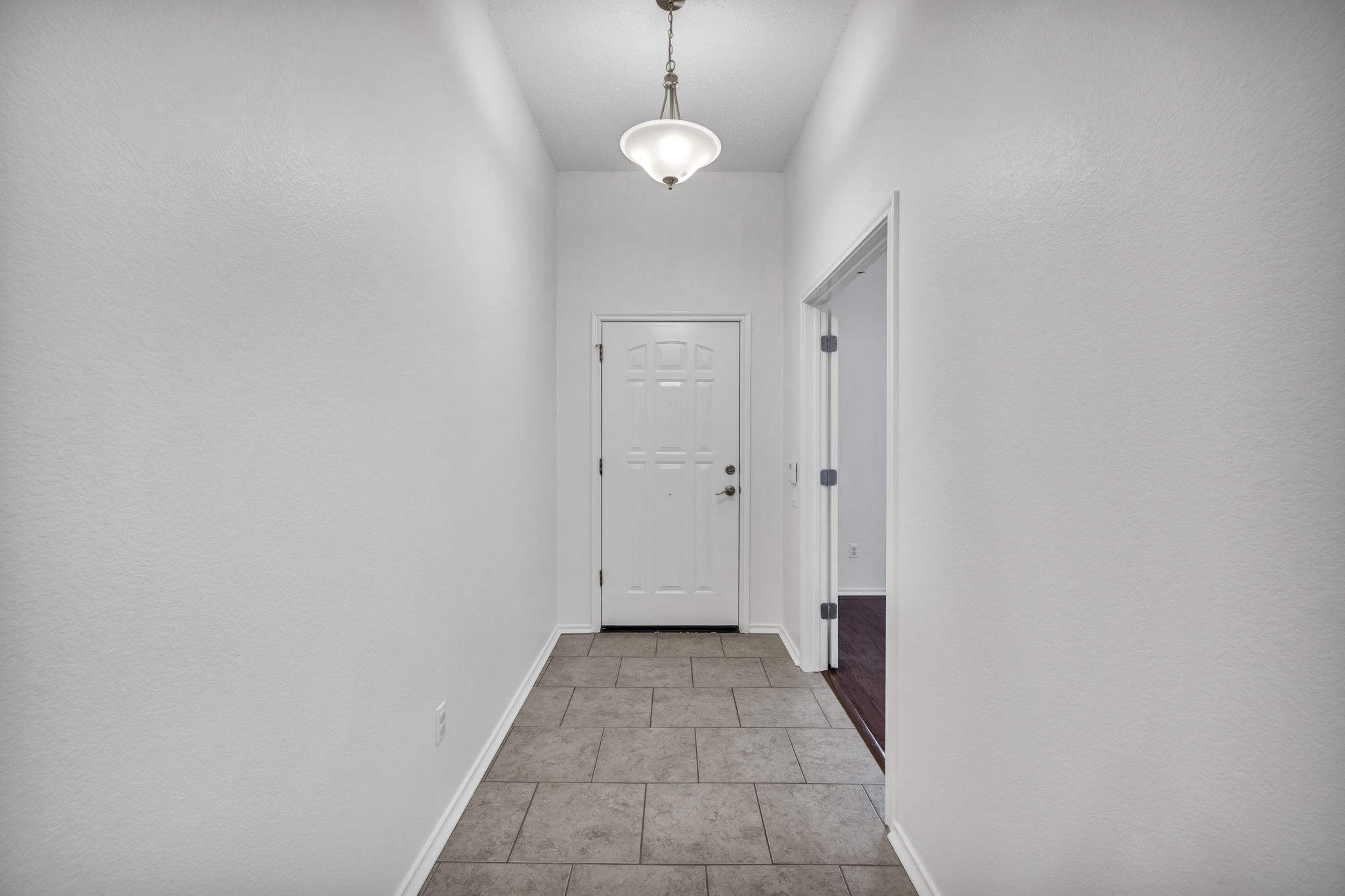 8613 Axis Dr, Austin, TX 78749, USA Photo 4