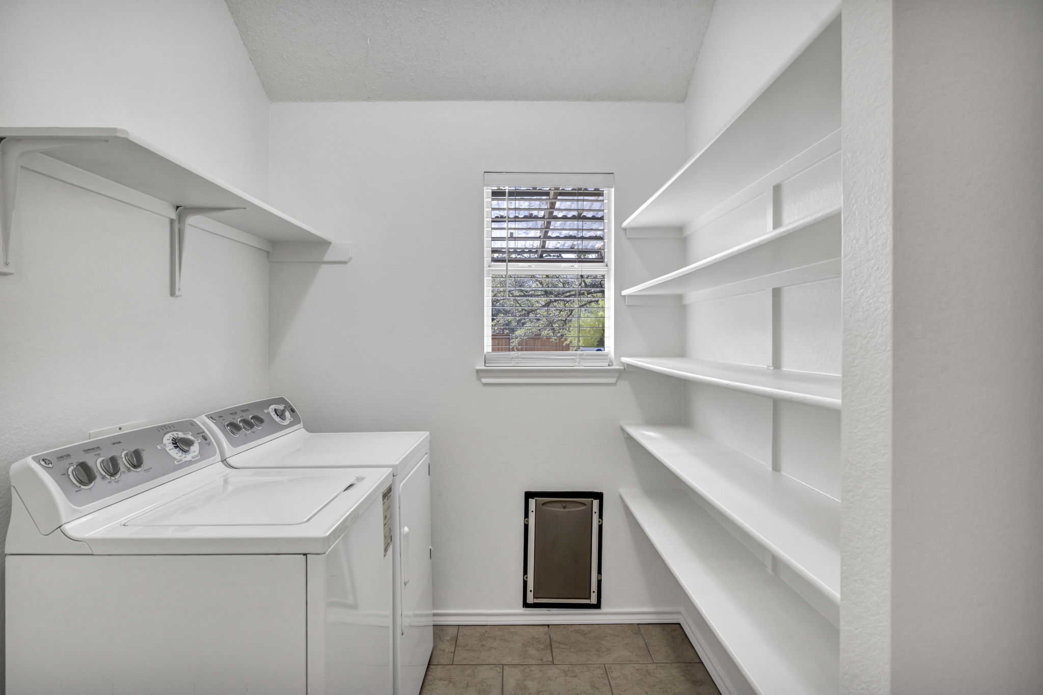 8613 Axis Dr, Austin, TX 78749, USA Photo 24