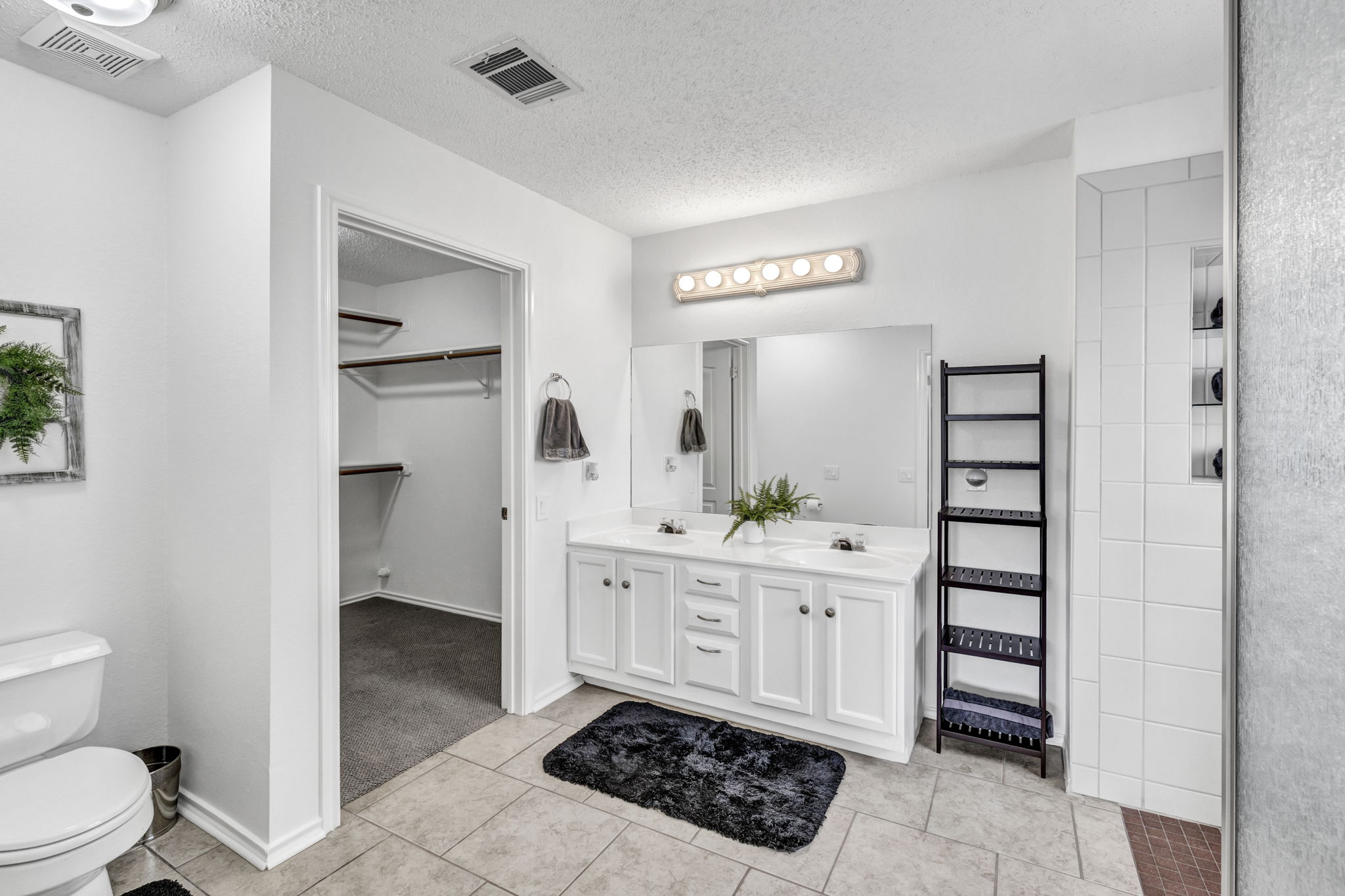 8613 Axis Dr, Austin, TX 78749, USA Photo 28