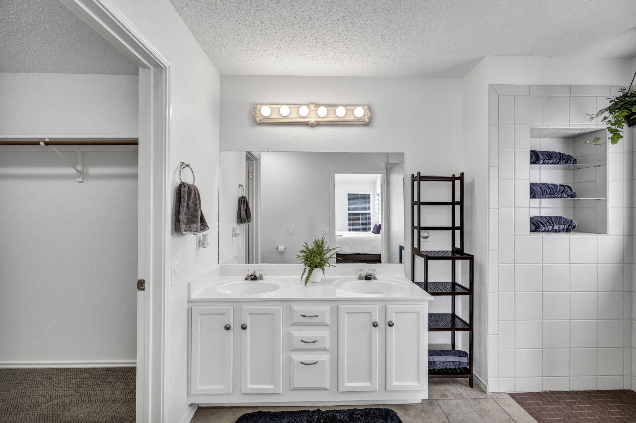 8613 Axis Dr, Austin, TX 78749, USA Photo 29