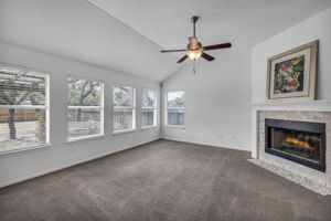 8613 Axis Dr, Austin, TX 78749, USA Photo 13