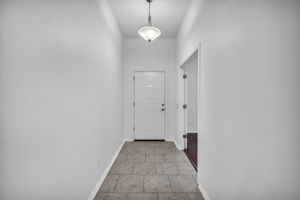8613 Axis Dr, Austin, TX 78749, USA Photo 3