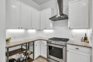 8613 Axis Dr, Austin, TX 78749, USA Photo 21