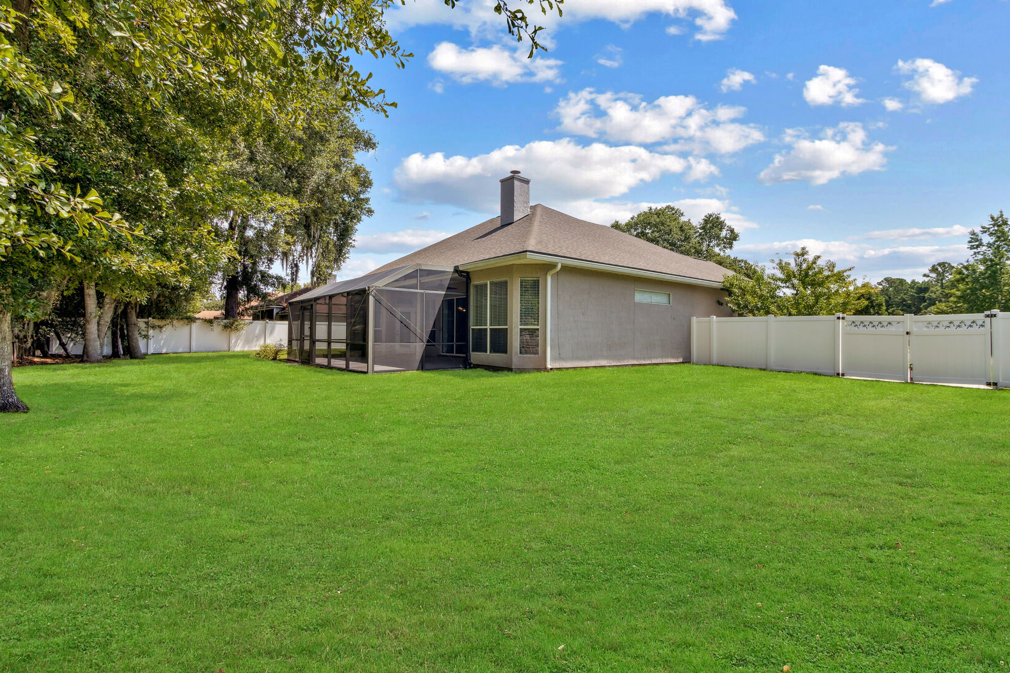 The rear yard is also fenced, with room for a pool ...