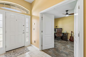 Foyer/Office