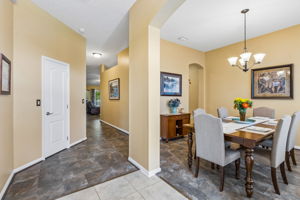 Foyer/Dining Room
