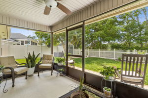 Screened-in Porch