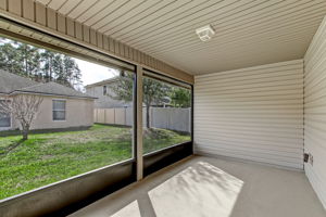 Screened-in Porch