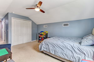 Bonus Room/Bedroom