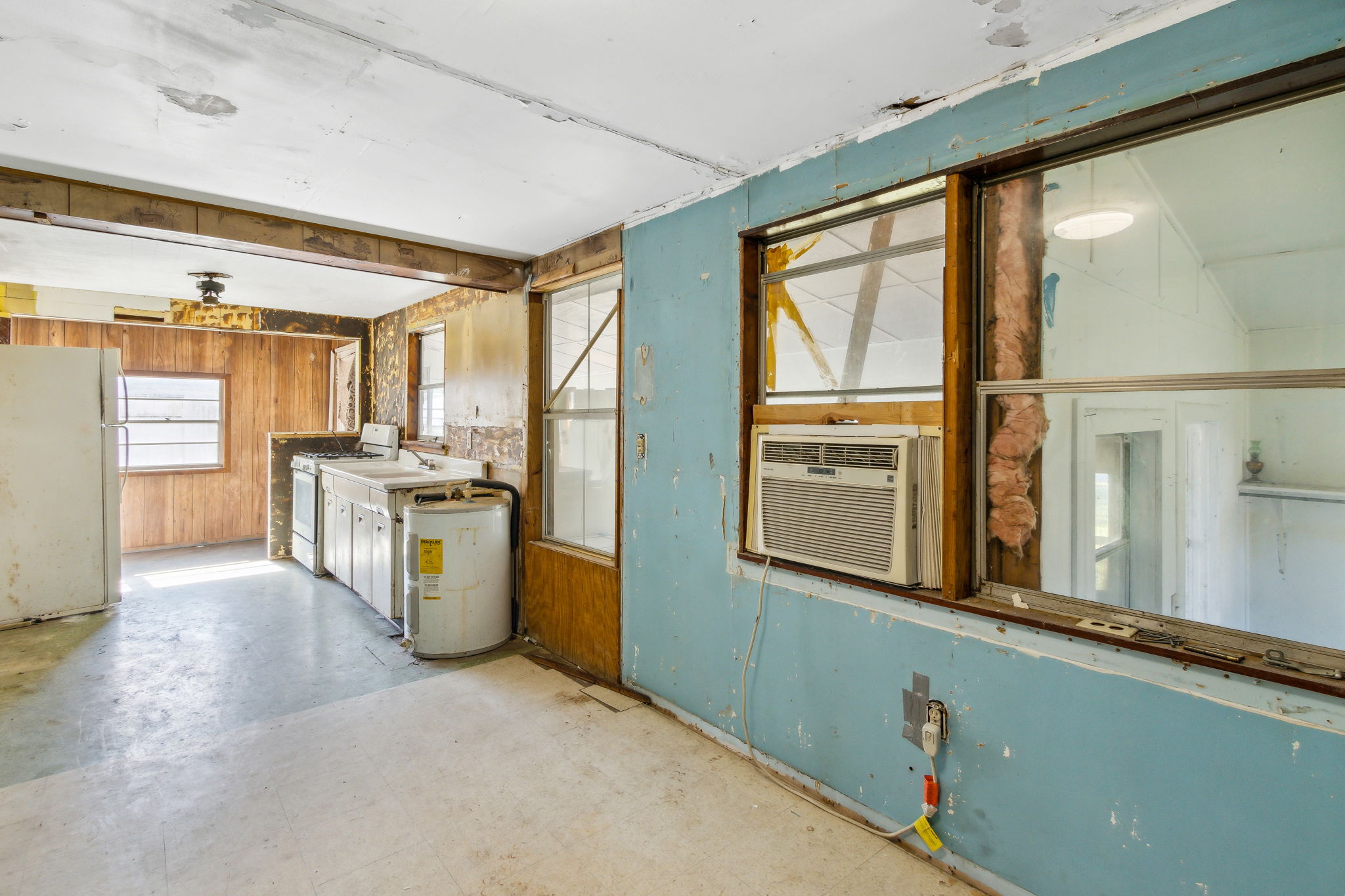 Dining Room / Kitchen