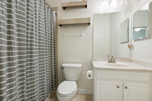 2nd Bathroom