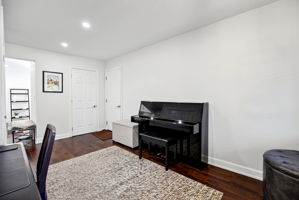  Photo 36