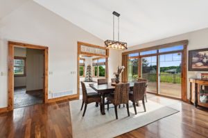 12_Interior