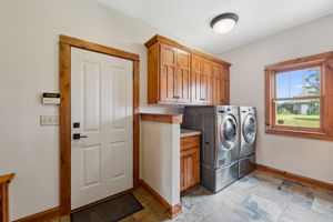 28_Interior