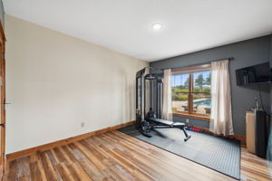27_Interior